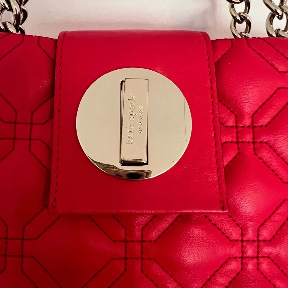 SOLD. Kate Spade Red Quilted Xmas Holiday Chic Designer Bag - Picture 4 of 9